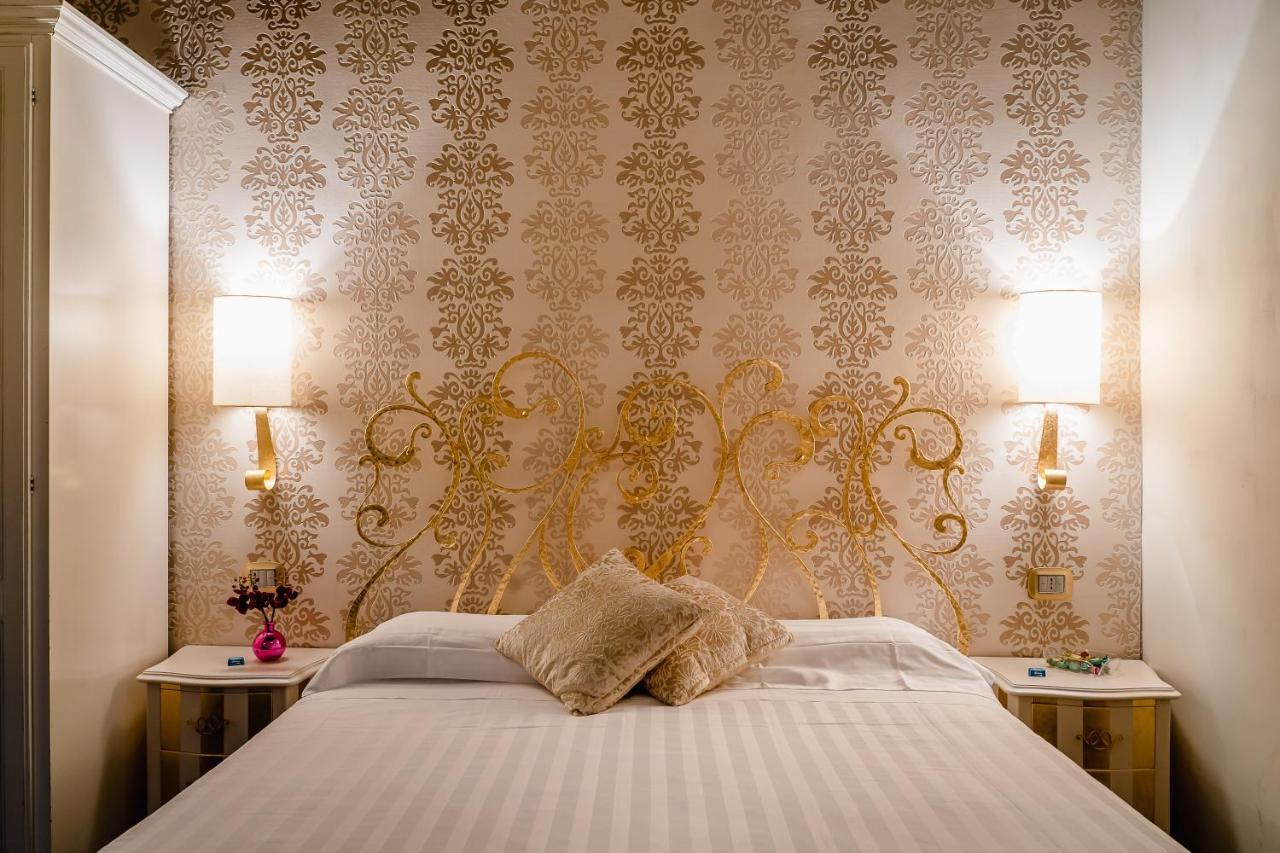 Locanda Del Sole-Roma Piazza Di Spagna Ripetta ภายนอก รูปภาพ