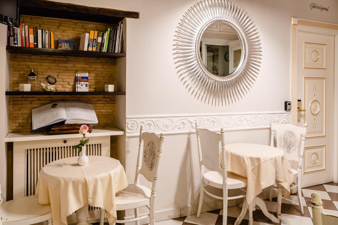 Locanda Del Sole-Roma Piazza Di Spagna Ripetta ภายนอก รูปภาพ
